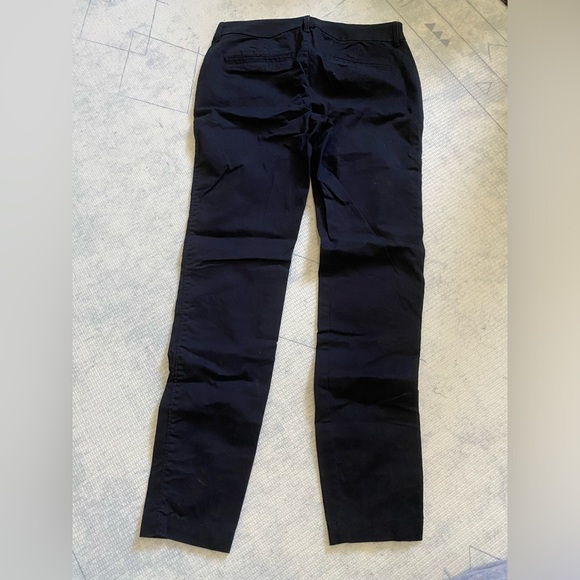 3/$15 Old Navy black pants - Picture 3 of 3